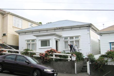 Photo of property in 18 Stoke Street, Newtown, Wellington, 6021