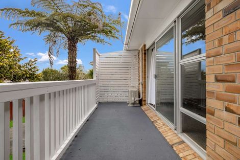 Photo of property in 1/5 Addison Drive, Glendene, Auckland, 0602