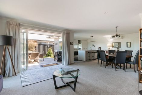 Photo of property in 30 Kauri Lane, Omokoroa, 3114