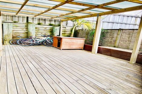 Photo of property in 11/64 Schnapper Rock Road, Schnapper Rock, Auckland, 0632