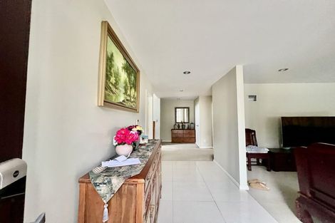 Photo of property in 76 Laurel Oak Drive, Schnapper Rock, Auckland, 0632