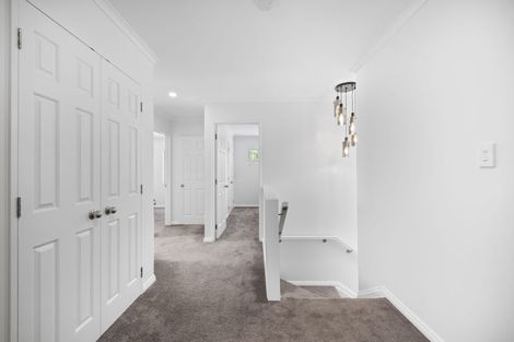 Photo of property in 26 Gunner Drive, Te Atatu Peninsula, Auckland, 0610