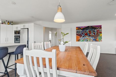 Photo of property in 12 Molesworth Street, Carterton, 5713