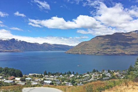Photo of property in 16a Dart Place, Fernhill, Queenstown, 9300