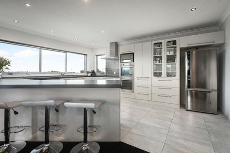 Photo of property in 12 Haden Place, Omokoroa, 3114