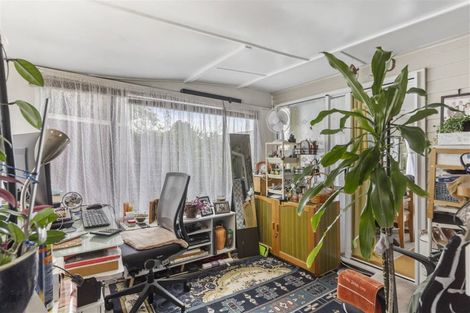 Photo of property in 11 Paragon Avenue, Beach Haven, Auckland, 0626