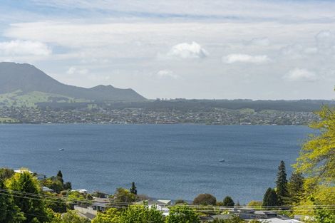 Photo of property in 58 Mapara Road, Acacia Bay, Taupo, 3385