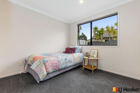 Photo of property in 9 Crannich Place, Wattle Downs, Auckland, 2103