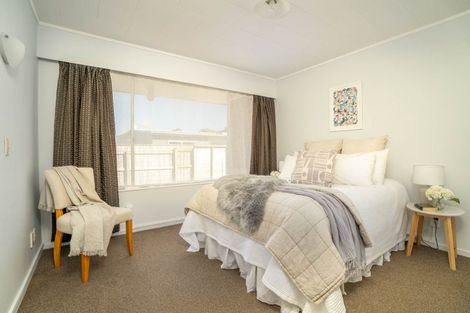 Photo of property in 3/7 Davies Street, Tawa, Wellington, 5028
