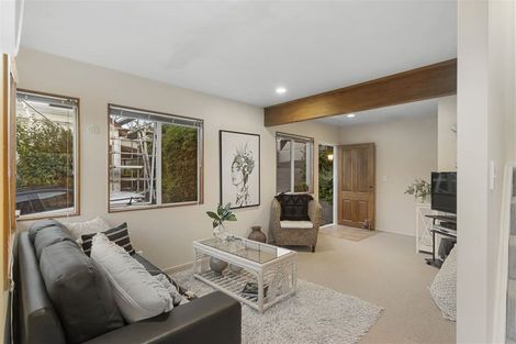 Photo of property in 1/51 Aeroview Drive, Beach Haven, Auckland, 0626