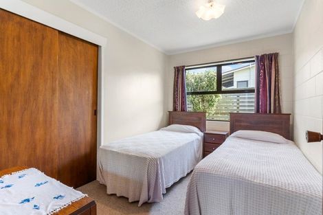 Photo of property in 115 Linton Crescent, Whangamata, 3620