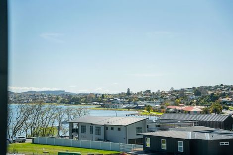 Photo of property in 6/5 The Moorings, Two Mile Bay, Taupo, 3330