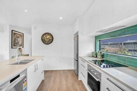 Photo of property in 43 Avanda Avenue, Rolleston, 7615