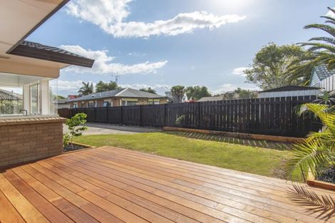 Photo of property in 8 Athena Grove, Papamoa Beach, Papamoa, 3118