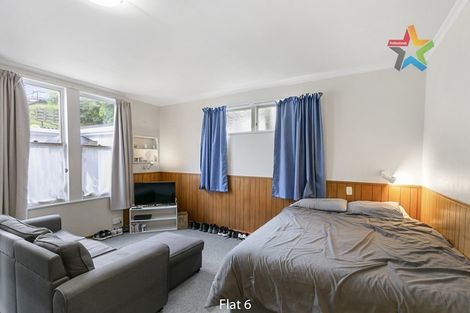Photo of property in 58 Fairlie Terrace, Kelburn, Wellington, 6021