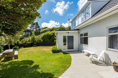 Photo of property in 28 Black Rock Road, Newlands, Wellington, 6037