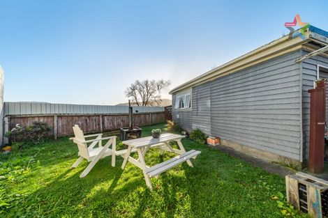 Photo of property in 47 Shearer Crescent, Naenae, Lower Hutt, 5011