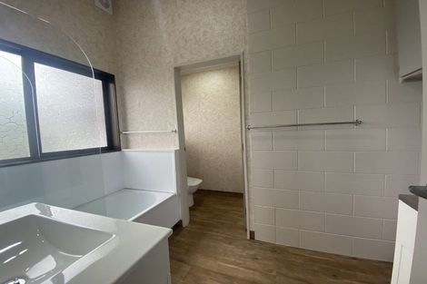 Photo of property in 8b Julian Place, Westown, New Plymouth, 4310