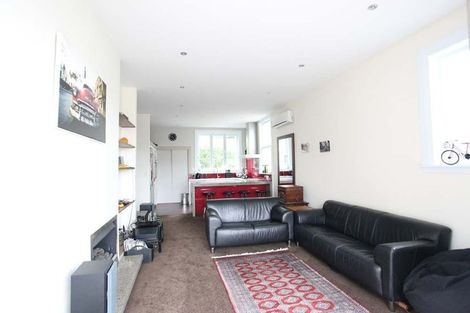 Photo of property in 54 Hawker Street, Mount Victoria, Wellington, 6011