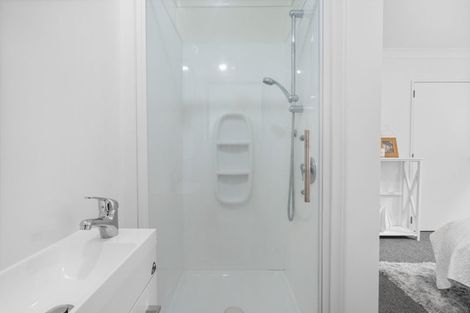 Photo of property in 3b Lloyd Drive, Nawton, Hamilton, 3200