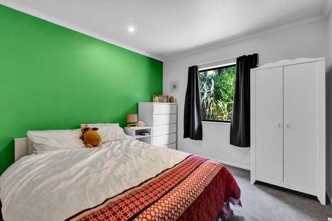 Photo of property in 10a Kororako Grove, Whalers Gate, New Plymouth, 4310