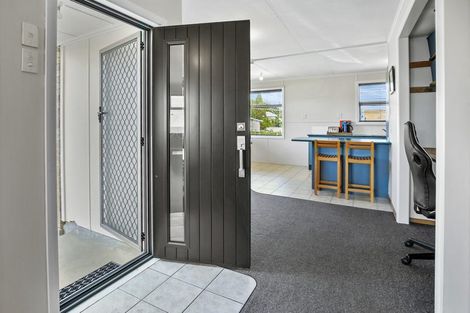 Photo of property in 9 Davies Street, Paeroa, 3600