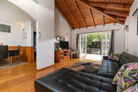 Photo of property in 1/84 West Coast Road, Glen Eden, Auckland, 0602