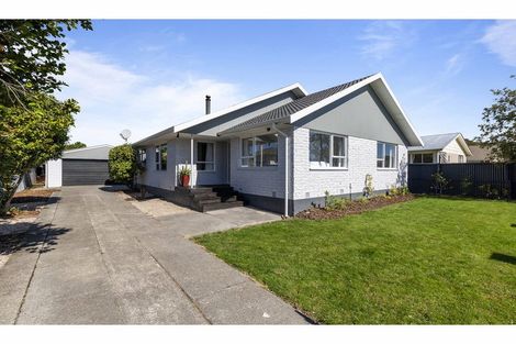 Photo of property in 3 Tralee Place, Bishopdale, Christchurch, 8053