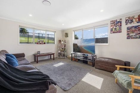 Photo of property in 10 Pakanga Grove, Pyes Pa, Tauranga, 3112