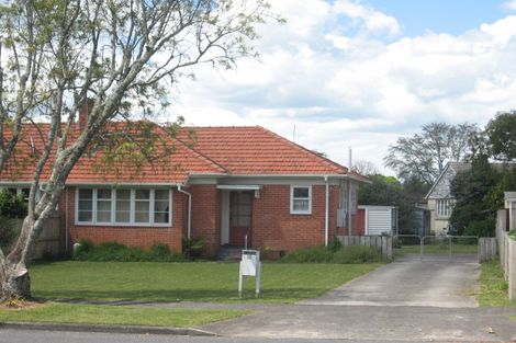 Photo of property in 35 Bowen Street, Cambridge, 3434