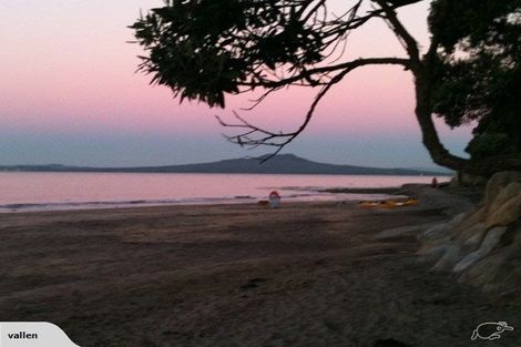 Photo of property in 73 Kowhai Road, Mairangi Bay, Auckland, 0630