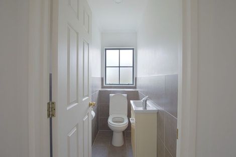 Photo of property in 8 Highgate Place, Somerville, Auckland, 2014