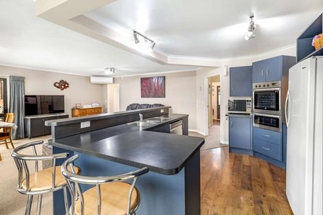 Photo of property in 49 Peppertree Glade, Kelvin Grove, Palmerston North, 4414