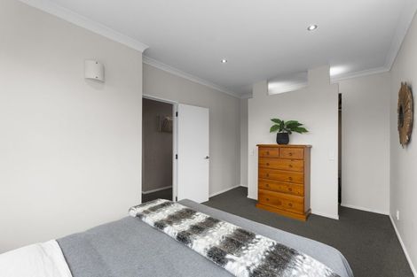 Photo of property in 64 O'halloran Road, Howick, Auckland, 2014