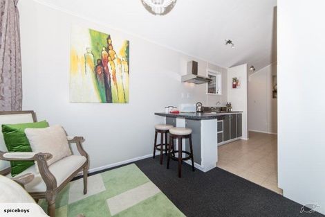 Photo of property in 25 Thomas Avenue, Te Atatu Peninsula, Auckland, 0610