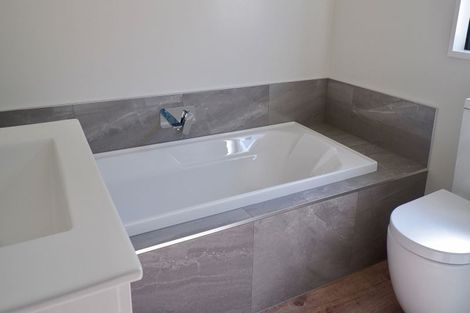 Photo of property in 13 Seelster Lane, Halswell, Christchurch, 8025