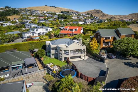 Photo of property in 26 Belleview Terrace, Mount Pleasant, Christchurch, 8081