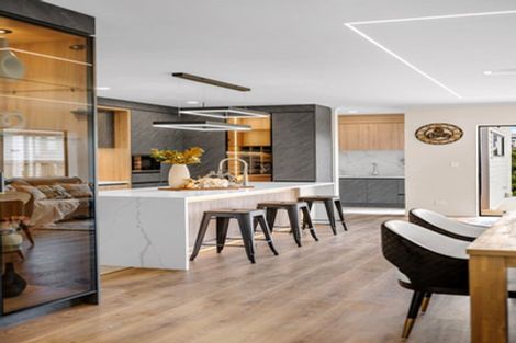 Photo of property in 24 Ballyalton Crescent, Flat Bush, 2019