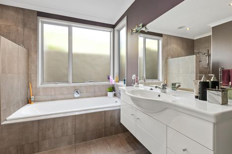 Photo of property in 2/508 Seaforth Road, Bowentown, Waihi Beach, 3177