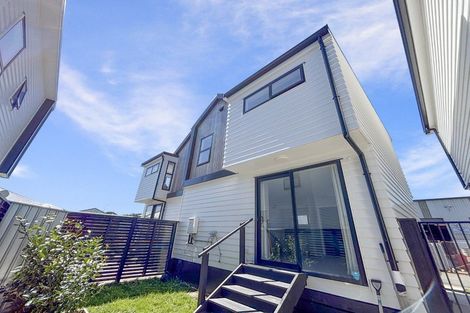 Photo of property in 5 Woodcarver Lane, Titahi Bay, 5022