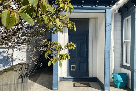 Photo of property in 108 Wallace Street, Mount Cook, Wellington, 6021