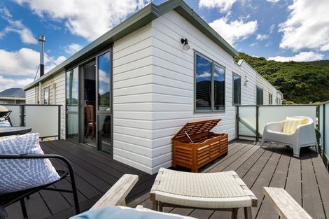 Photo of property in 2 Marina Drive, Waikawa, Picton, 7220