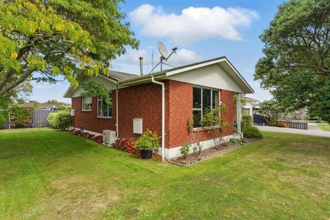 Photo of property in 11 Beaumont Place, Westbrook, Palmerston North, 4412