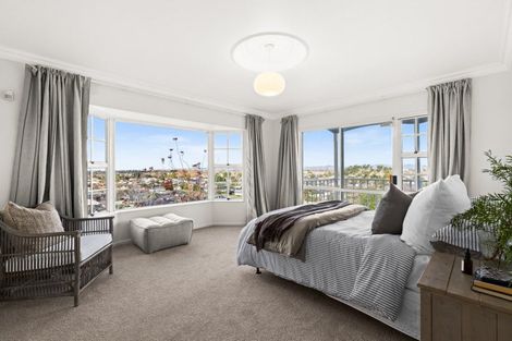 Photo of property in 12 Ewan Place, Taradale, Napier, 4112