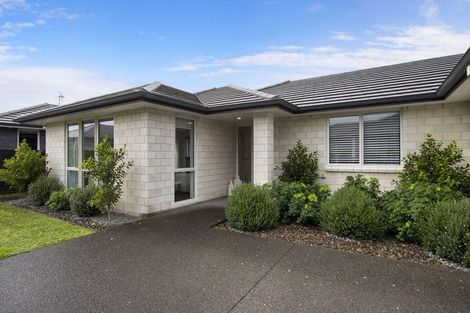 Photo of property in 2 Long Acre Close, Katikati, 3129