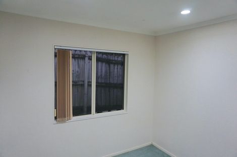 Photo of property in 7 Mullagh Place, East Tamaki Heights, Auckland, 2016