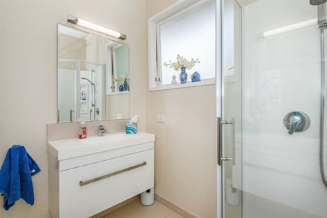 Photo of property in 1/8 Folkestone Street, Murrays Bay, Auckland, 0630