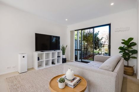 Photo of property in 32 Whenuapai Drive, Whenuapai, Auckland, 0618