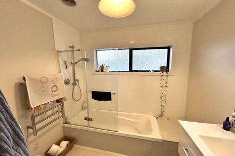 Photo of property in 34 Elizabeth Street, Waikanae, 5036