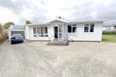 Photo of property in 7 Bradford Place, Awapuni, Palmerston North, 4412